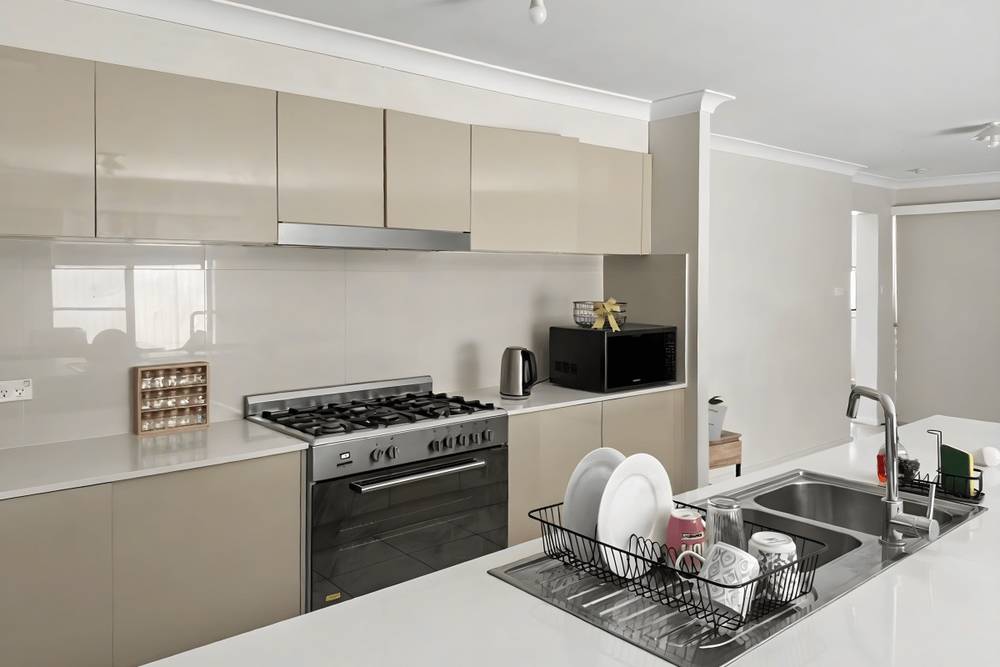Carnes Hill home photo 2