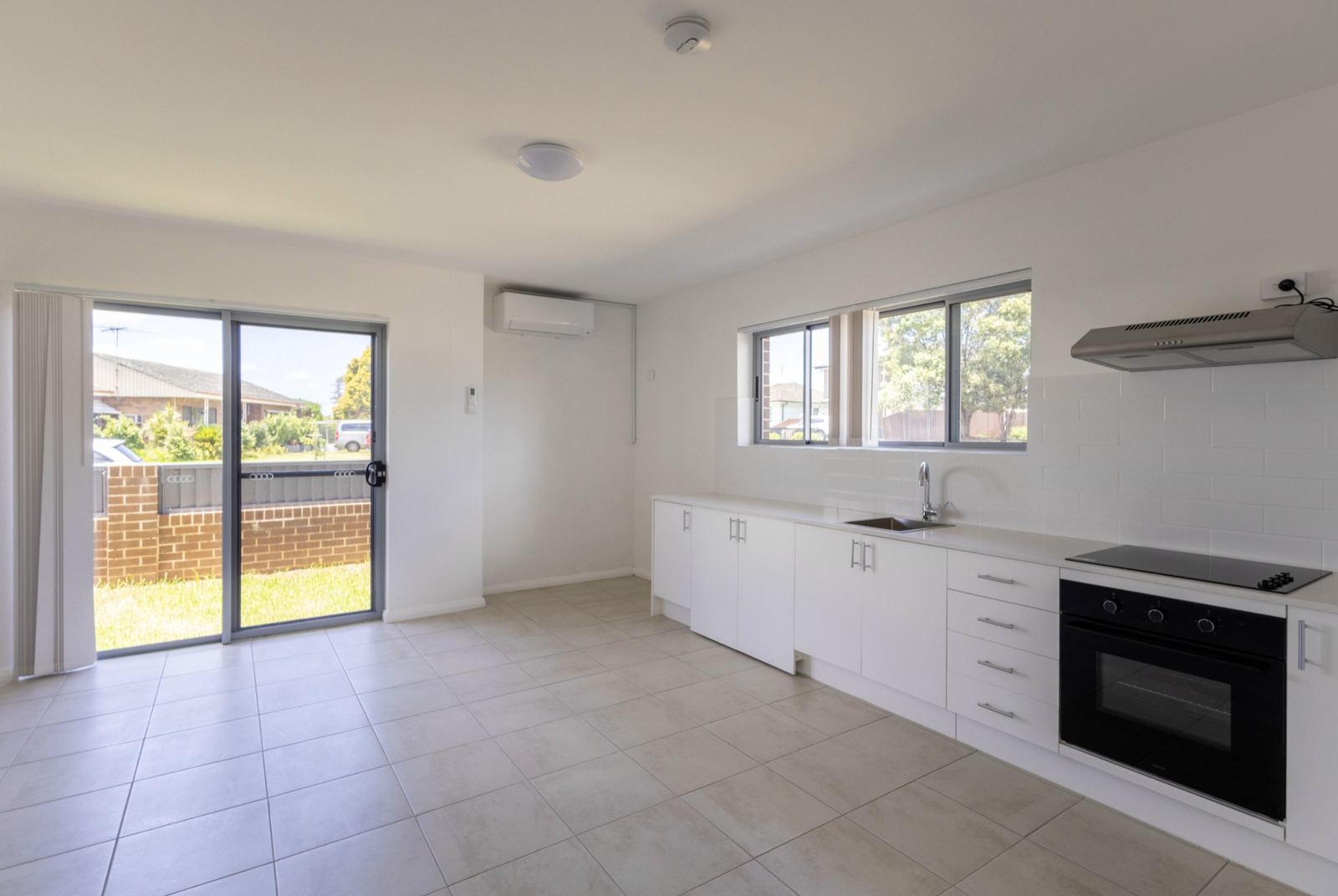 Macquarie Fields home photo 2